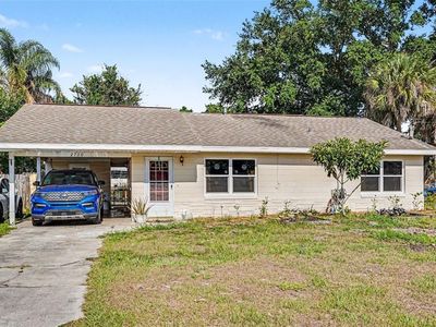 2710 Woodlawn Dr
