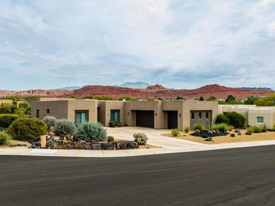 18 Boulder Cir W