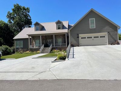 88 Elder Ln