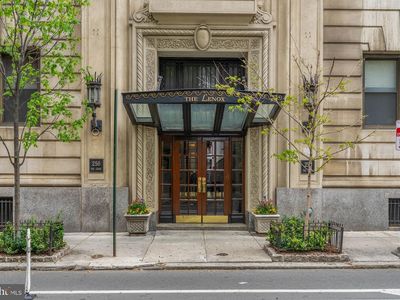 250 S 13th St APT 11E