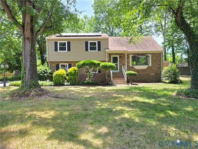 10109 Waltham Dr