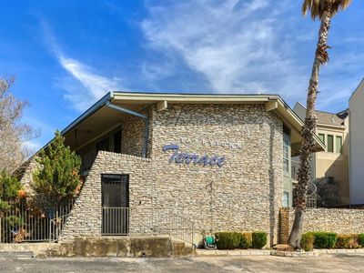2308 Enfield Rd APT 204