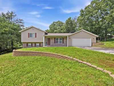 12105 Cedar Circle Dr