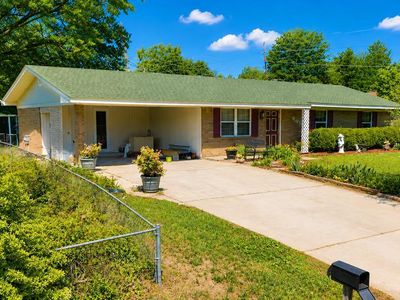 Property at 909 Mulberry St, Atlanta, TX