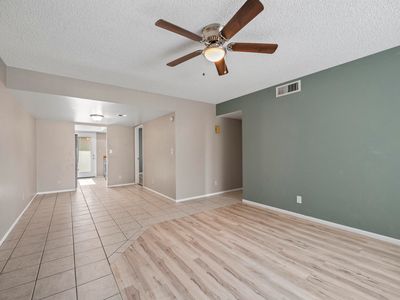 1927 E HAMPTON Avenue #222