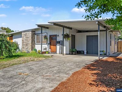 Property at 1227 SW Oregon Ave, Dallas, OR