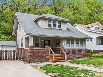 1230 Fairmount Ave