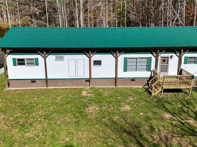 907 Skip Gray Rd