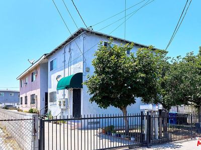 1229 S Harvard Blvd
