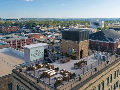 601 Greensboro Ave Suite 700