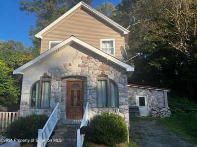 120 Upper Powderly St