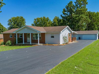 Property at 204 Summit Dr, Marion, KY