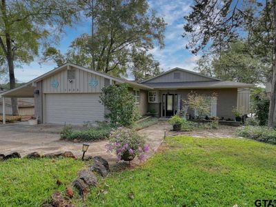 1535 Tanglewood Dr E