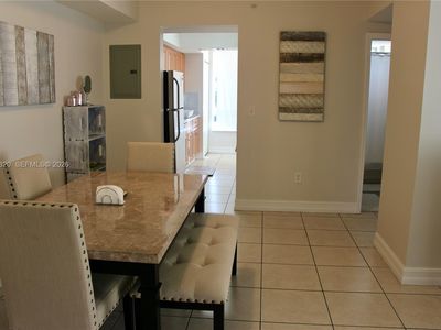2501 Douglas Rd #304