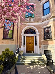 414 Beacon St #Penthouse 4