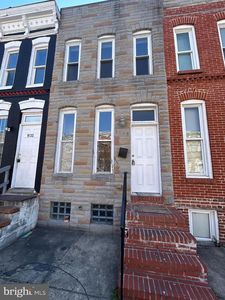 1135 Sargeant St