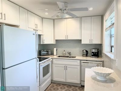 241 Markham L UNIT 241