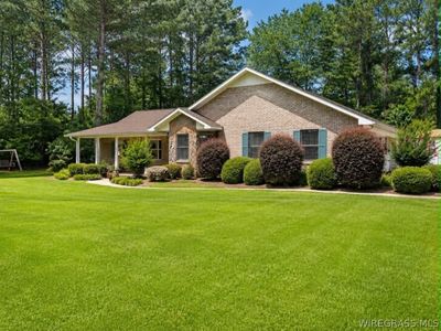 1123 Forest Lake Dr