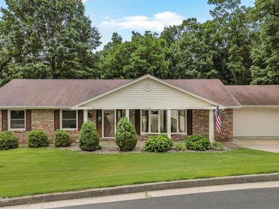 2125 Cedar Hill Rd