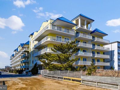 5901 Atlantic Ave Unit 513