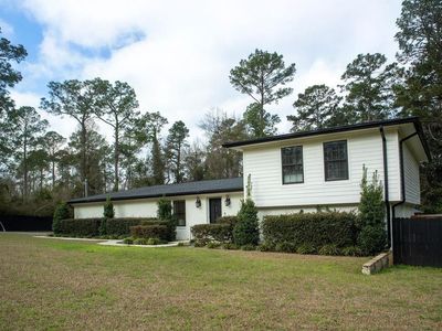 1221 Attapulgus Hwy
