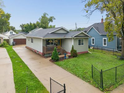 605 E Jackson Ave