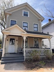 18 Cottage Street