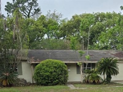 1434 Lake Dr