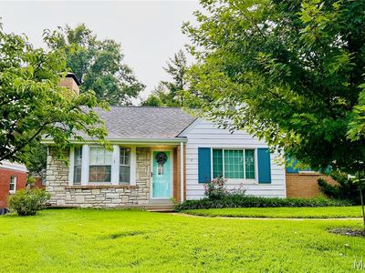 1523 S Rock Hill Rd