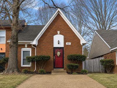 4421 Forest Valley Dr