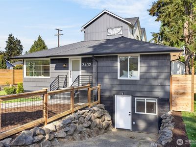 3402 48th Avenue SW
