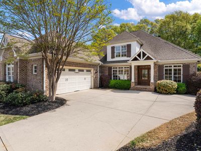 108 Charleston Oak Ln