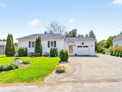 84 Fowler Rd