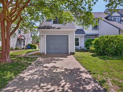 725 Hecate Dr