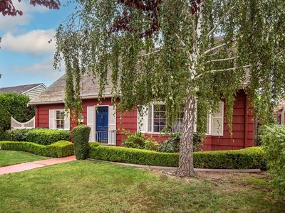 950 Camino Dr