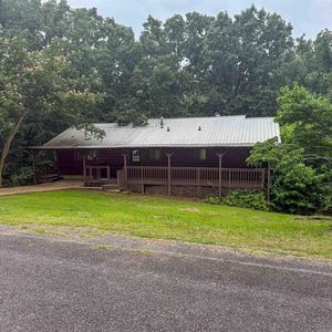 Property at 230 Riverview Dr, Fairfield Bay, AR