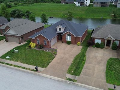 5820 Waterstone Dr