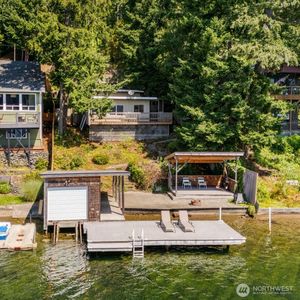 2225 Summit Lake Shore Road NW