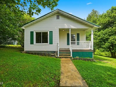 180 Greystone Dr