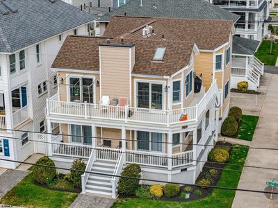 1602 Wesley Ave Floor 2