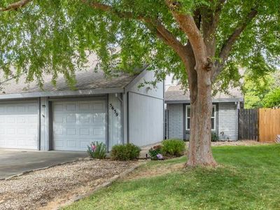 5639 Cypress Point Dr