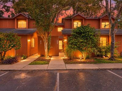 5606 SW 8TH PLACE