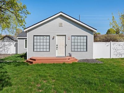 2507 E Upriver Dr