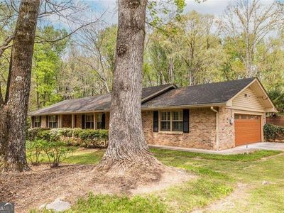 3360 Embry Hills Dr