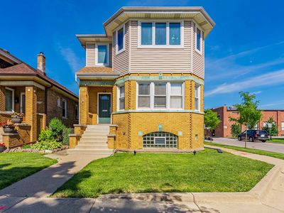 Property at 2901 N 76th Ct, Elmwood Park, IL