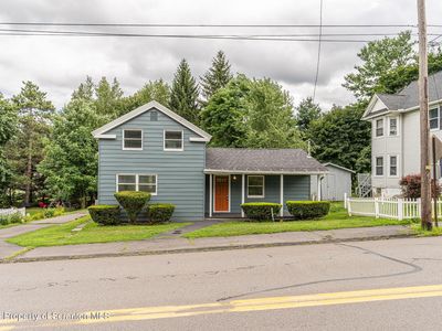 327 N Main St