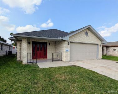 203 Green Gate Cir N