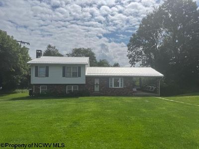 52 Howesville Dr
