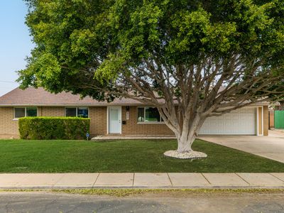 827 N LESUEUR --