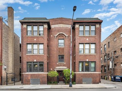 2354 W Wilson Ave APT 1W